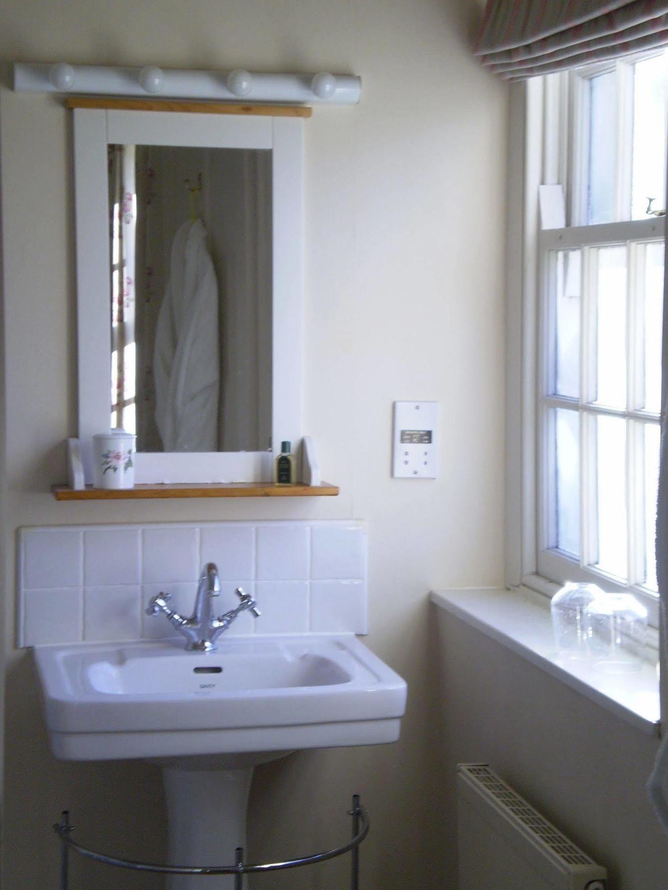 Buckley Farmhouse B & B ซิดมัธ ภายนอก รูปภาพ