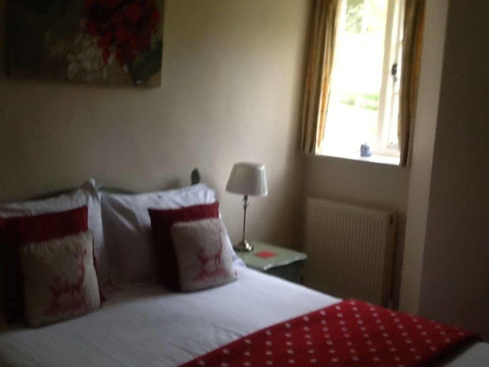 Buckley Farmhouse B & B ซิดมัธ ภายนอก รูปภาพ